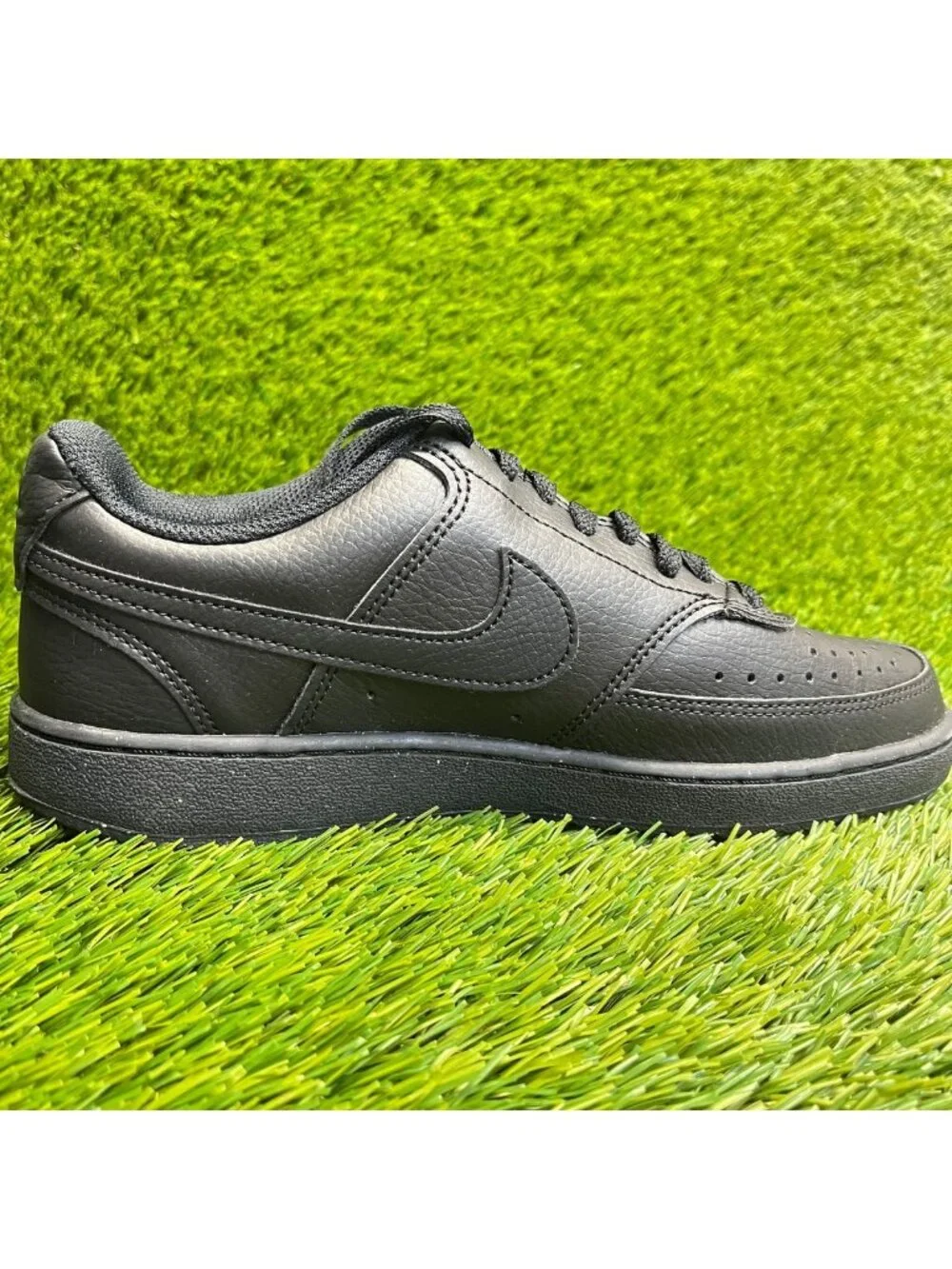 Nike Court Vision Low Mens Size 6 Black Athletic Lifestyle Shoes Sneakers